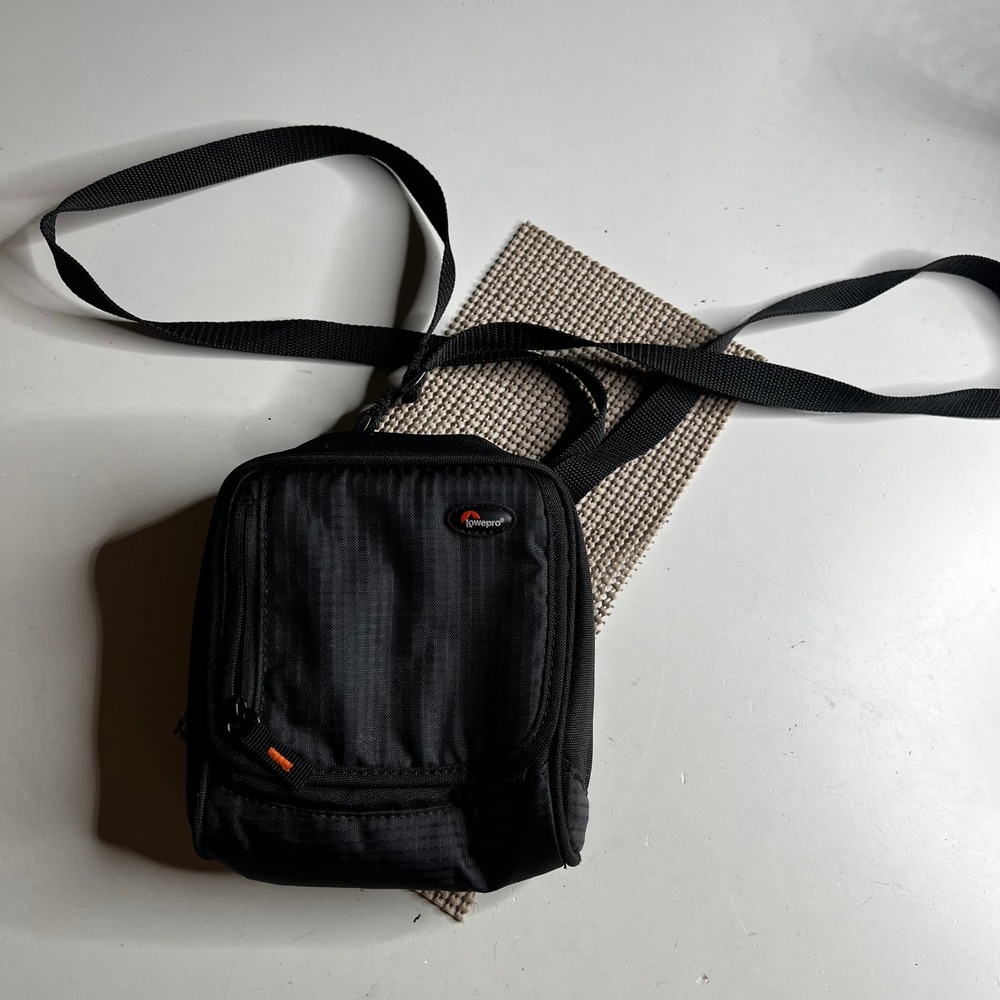 Lowepro Black Ripstop Nylon Padded Camera Bag Shoulder Strap Belt Loop